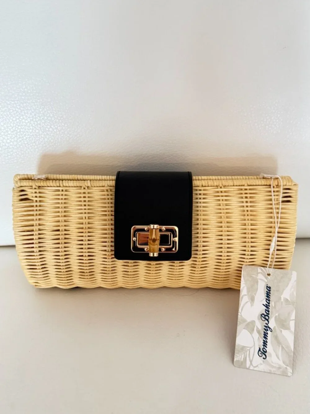 NWT TOMMY BAHAMA WOVEN WICKER SHOULDER BAG CLUTCH PURSE TAN BLACK - Picture 8 of 8